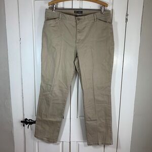 Lee Petite Straight Leg Mid Rise Pants Khaki Size 14 Effortless Wash & Wear READ